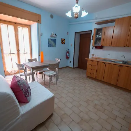Dei Della Costiera بيت للعطل *